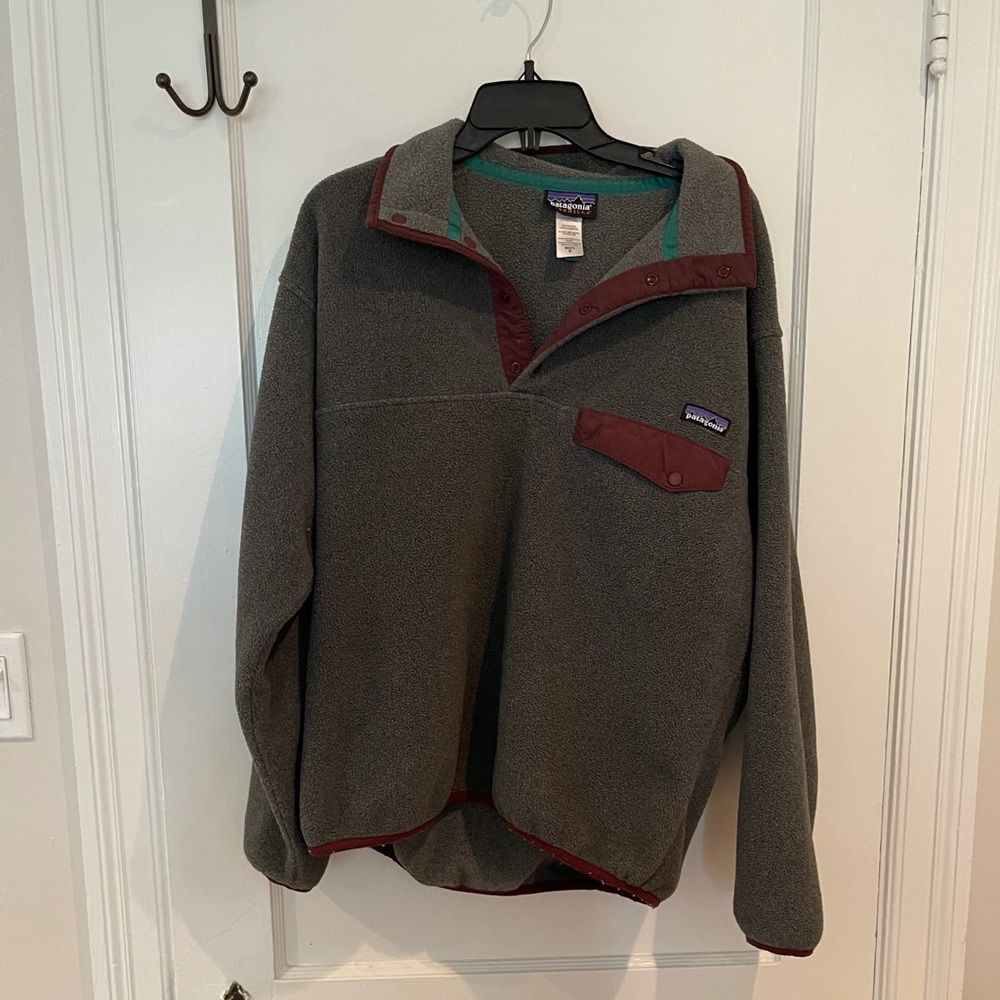Men’s Patagonia pullover